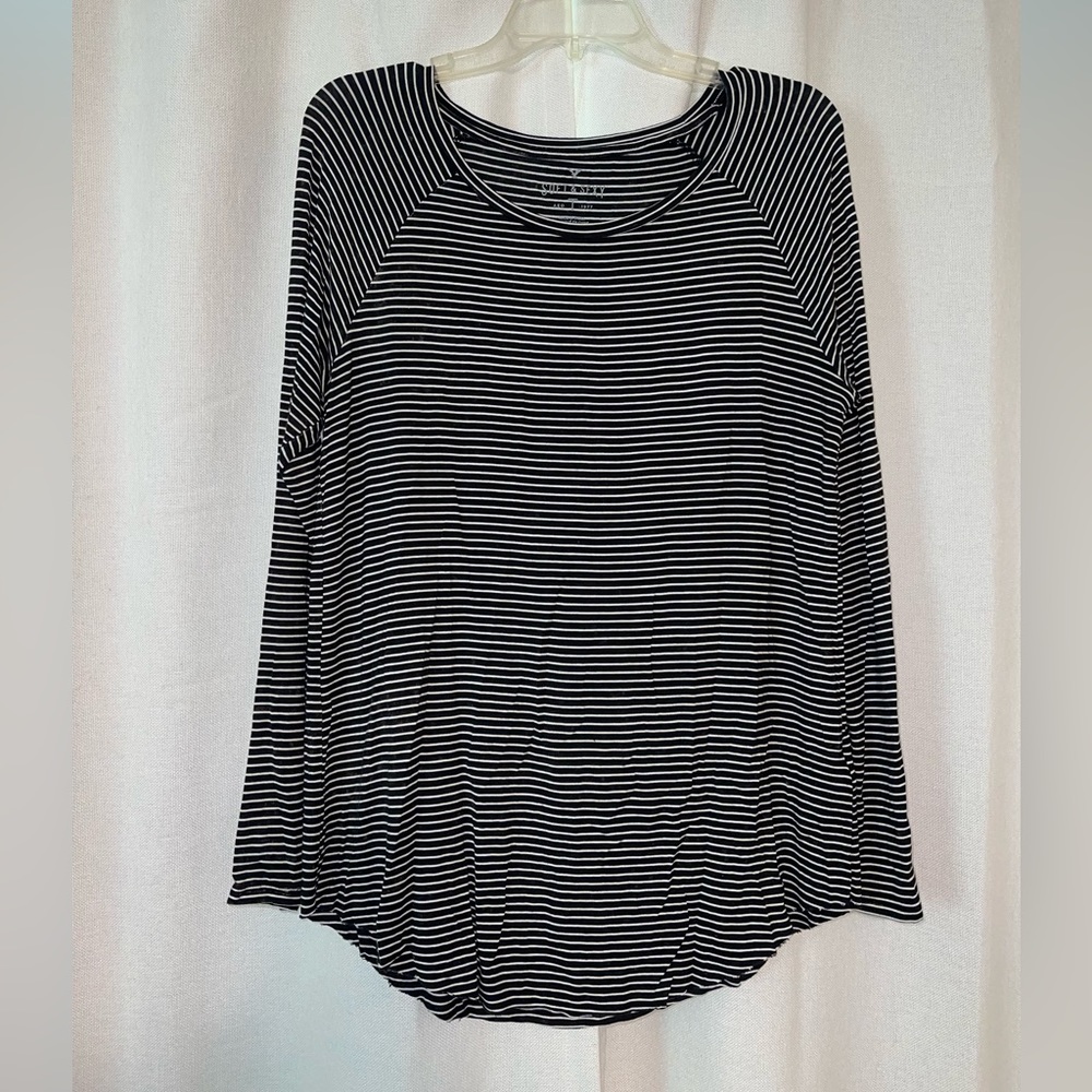 American Eagle Soft & Sexy Long-sleeve Tee